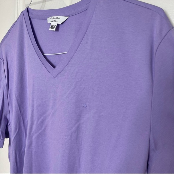 Calvin Klein CK Body Fit Purple Vneck Cotton TShirt XXL - Picture 2 of 6
